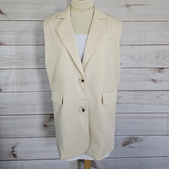 4th + Reckless Sleeveless Single Breast Oversized Blazer in Cream Size Small - Picture 4 of 15
